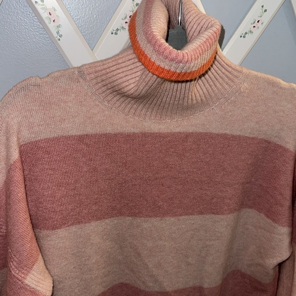 J. Crew Merino Turtle Neck Sweater - Picture 3 of 8
